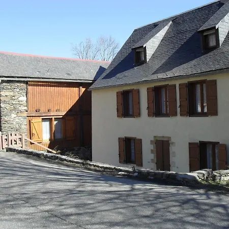 appartement vacances à la montagne Génos Extérieur photo