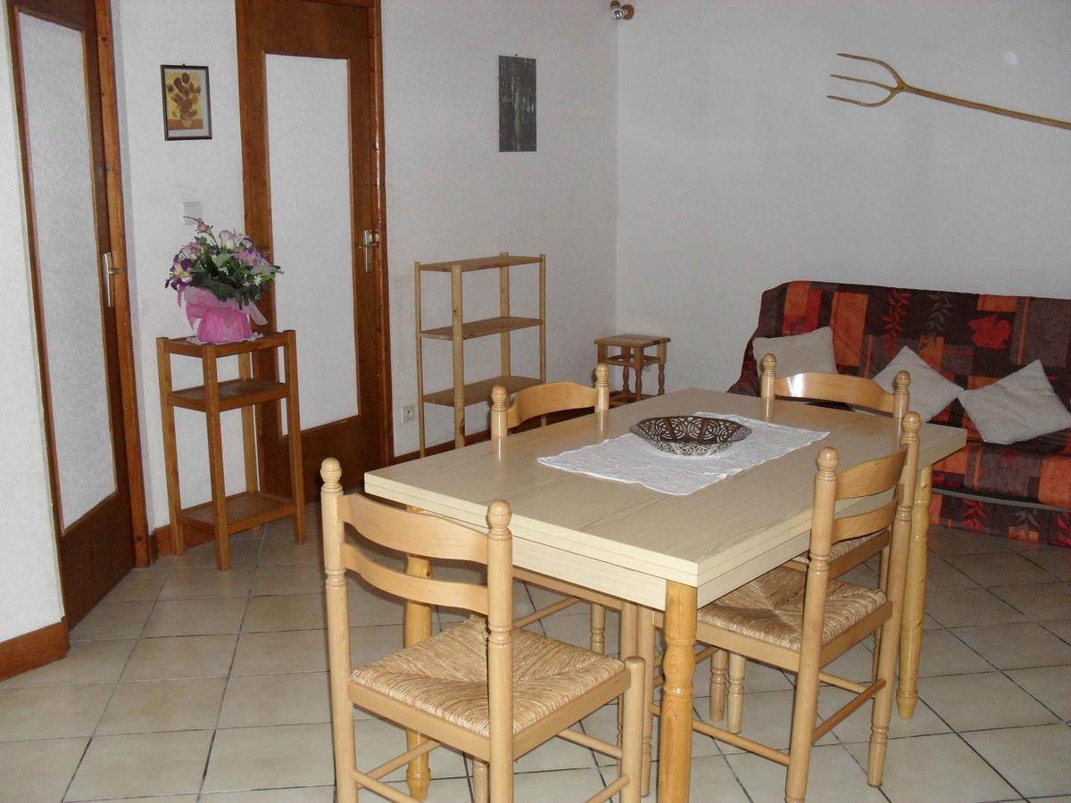 A La Montagne Rdc Apartamento *